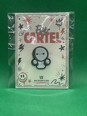 Disney Big Hero 6 Baymax PVC Rubber Hat Pin Backpack Collectible